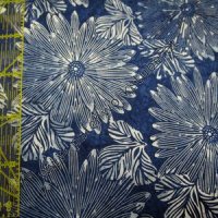 Bali Batik: Blau mit Blumen